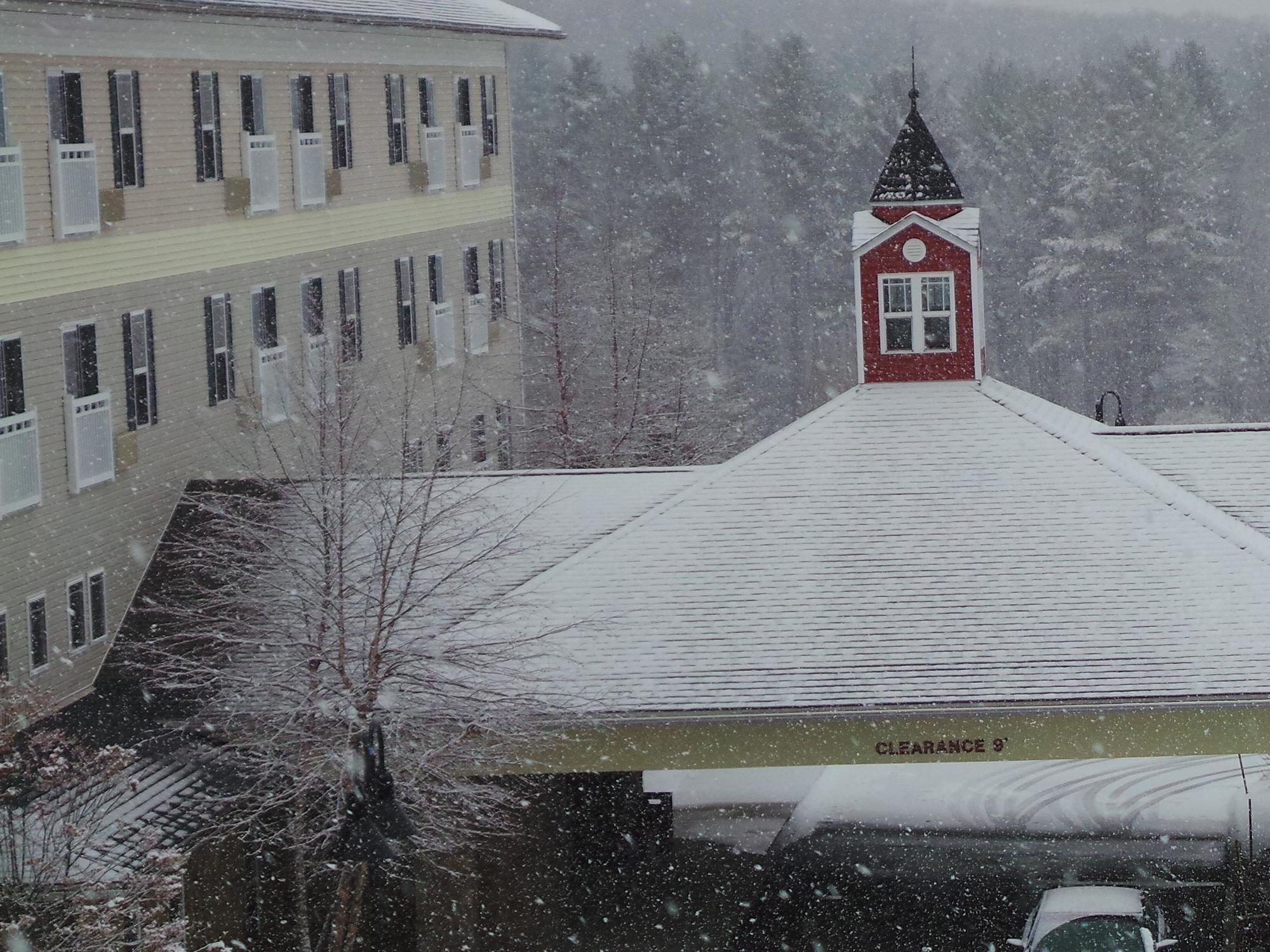Berkshire Mountain Lodge Питсфийлд Екстериор снимка