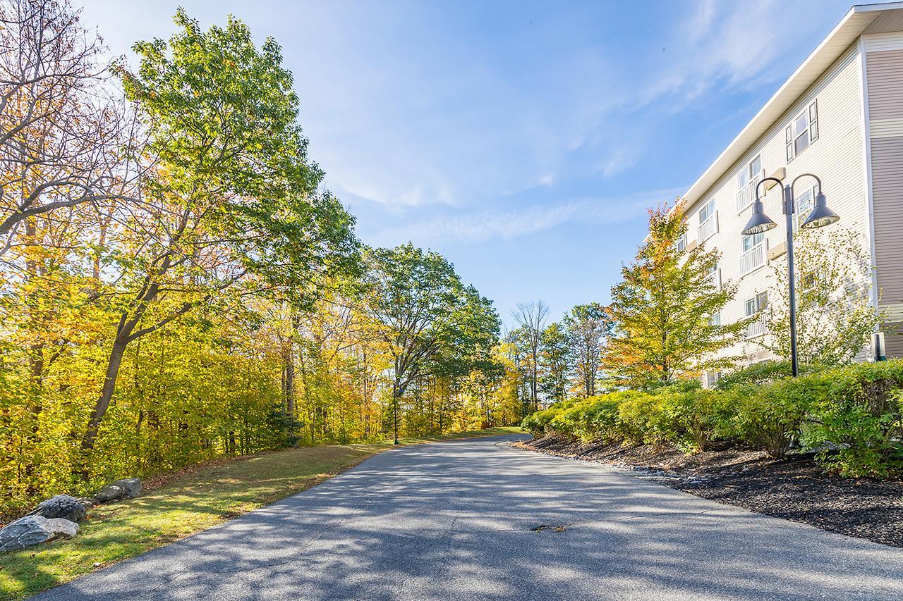 Berkshire Mountain Lodge Питсфийлд Екстериор снимка